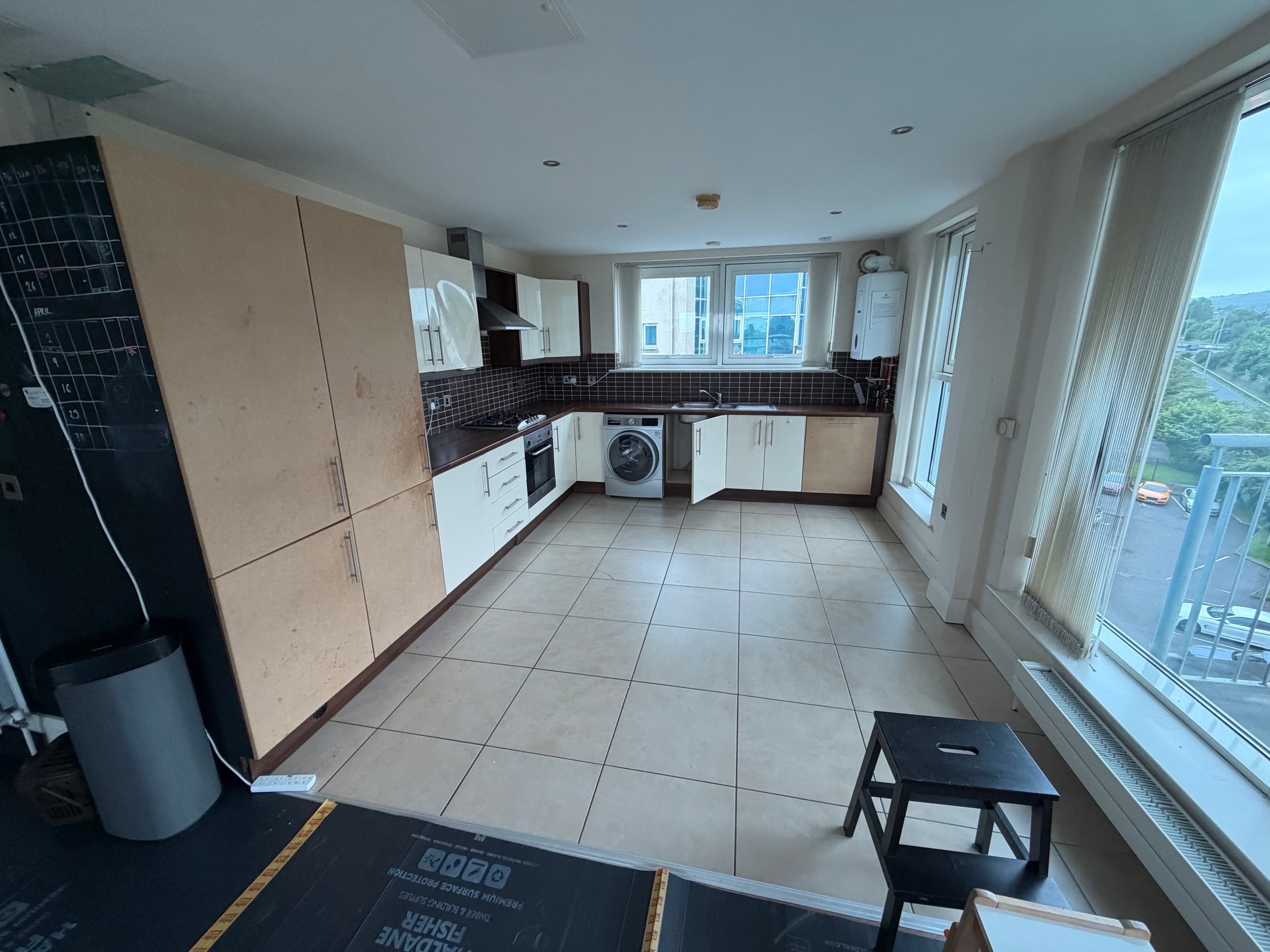 Premium Flat-Pack Kitchen with Stone Finishes