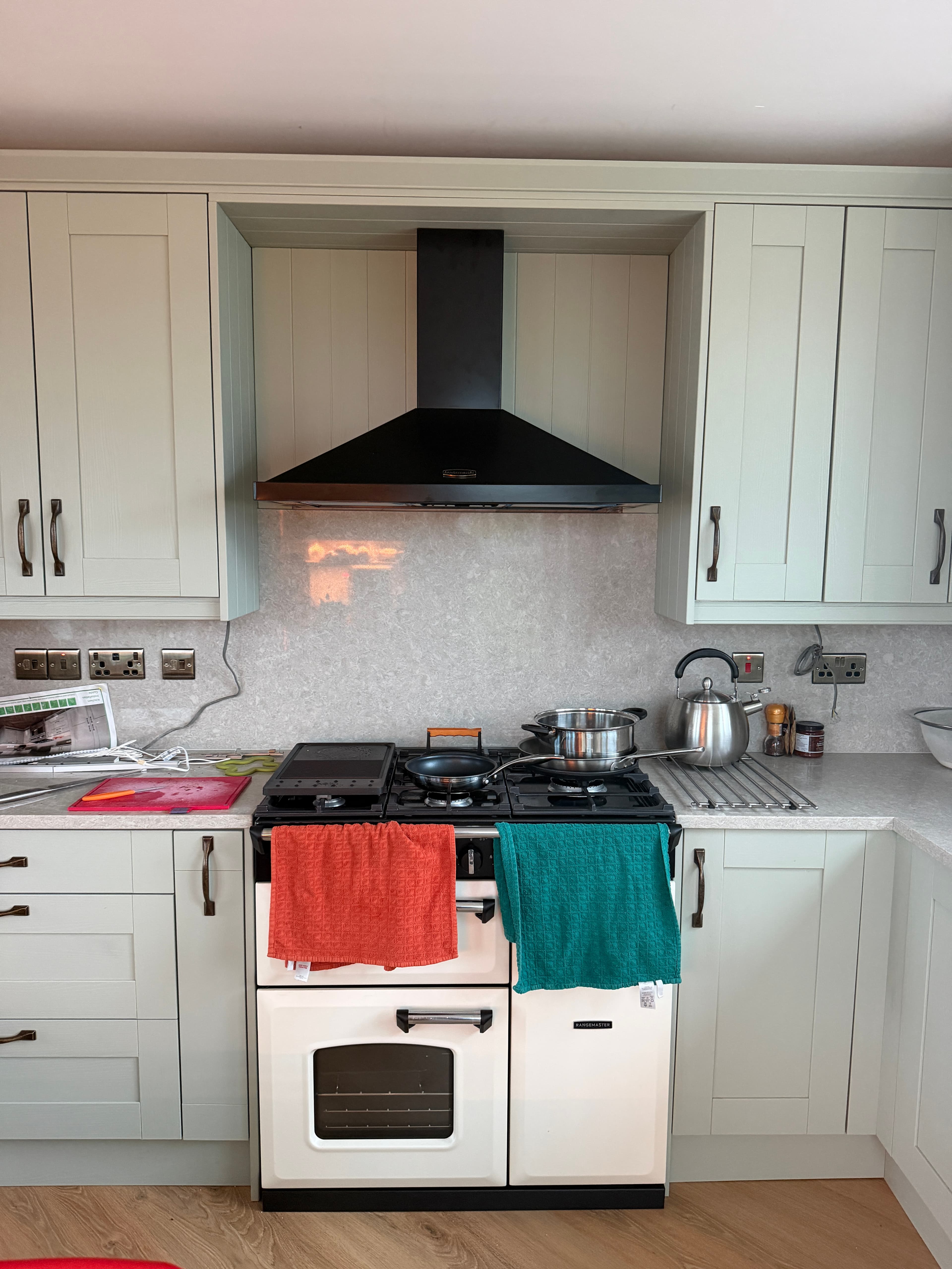 Premium Flat-Pack Kitchen with Stone Finishes