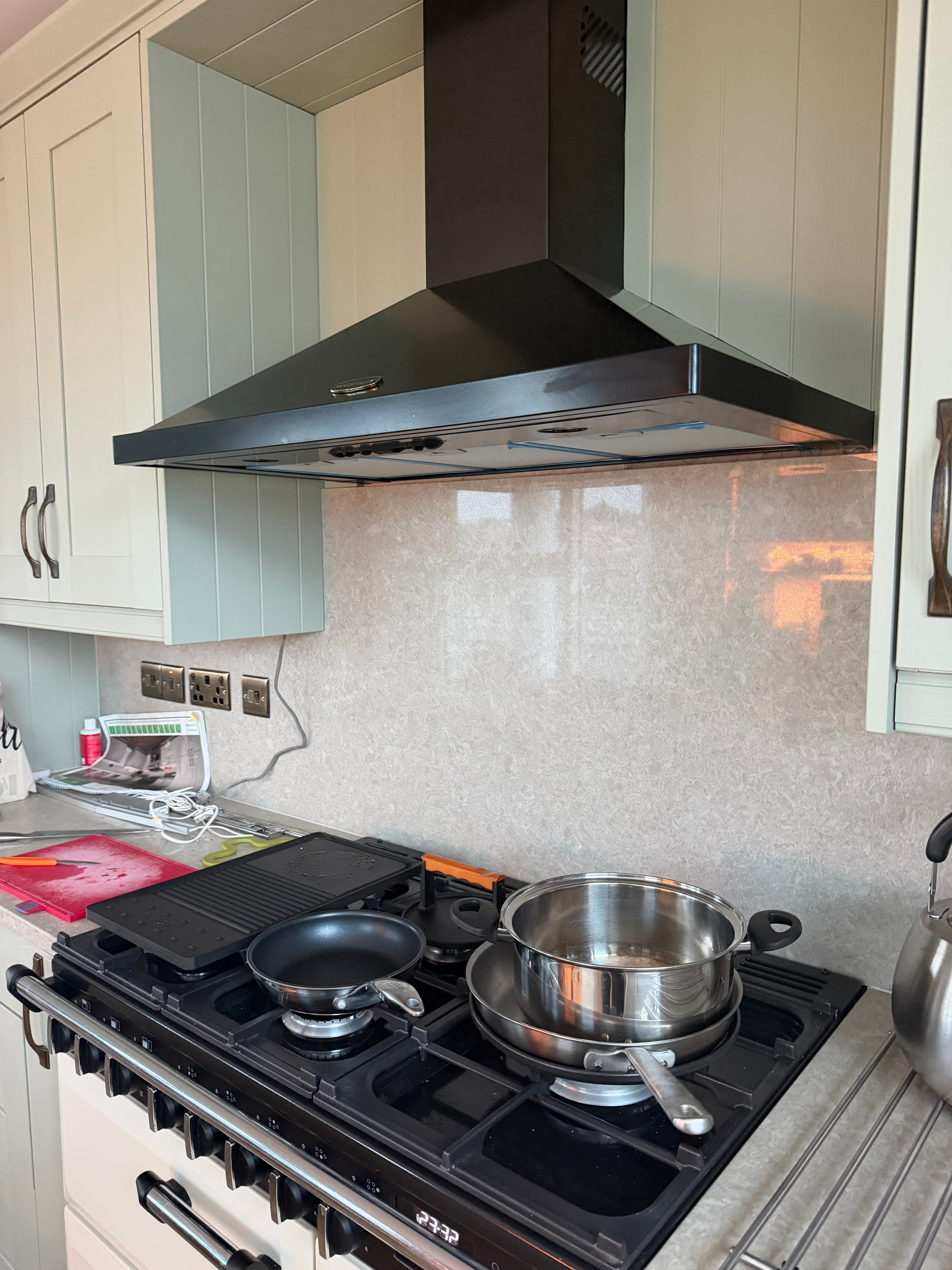 Premium Flat-Pack Kitchen with Stone Finishes